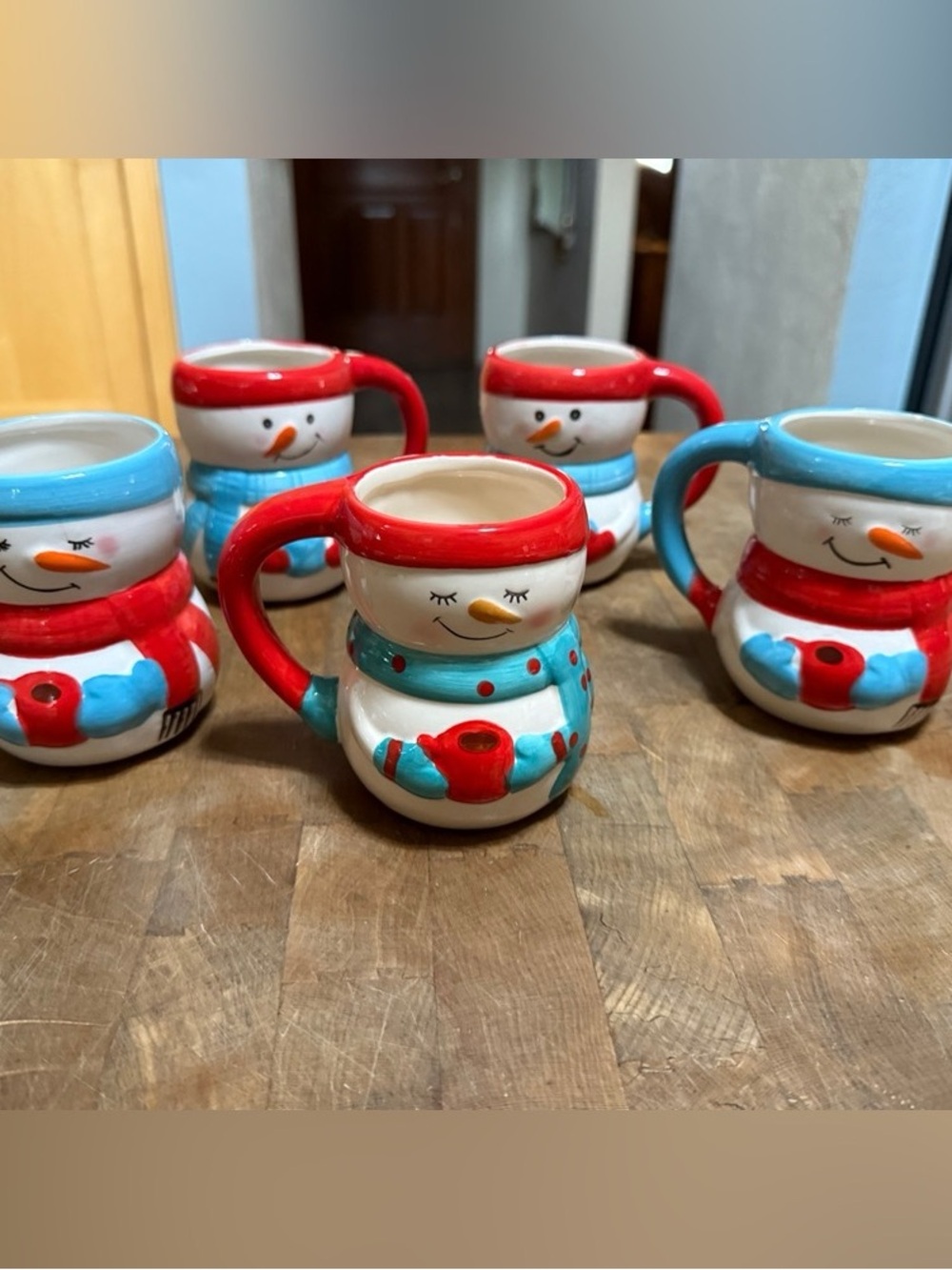 Festive Snowman Ceramic Mug Set - Red and Light Blue
